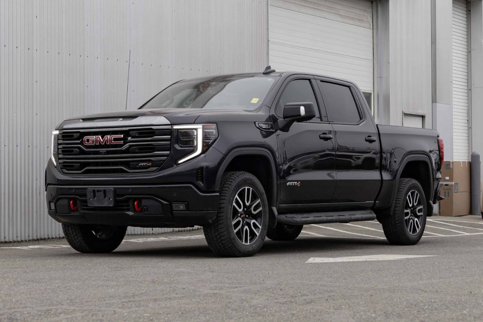 2022 GMC Sierra 1500 AT4-0