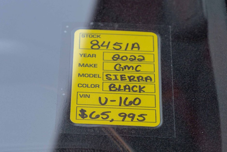 2022 GMC Sierra 1500 AT4-25