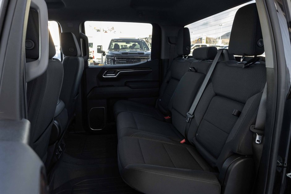 2023 GMC Sierra 1500 Elevation-15