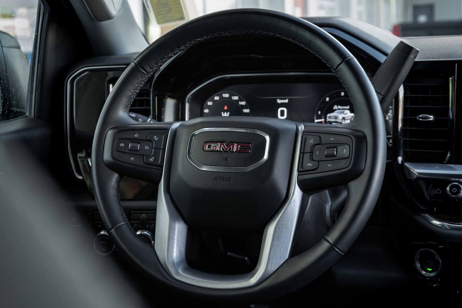 2023 GMC Sierra 1500 Elevation-10