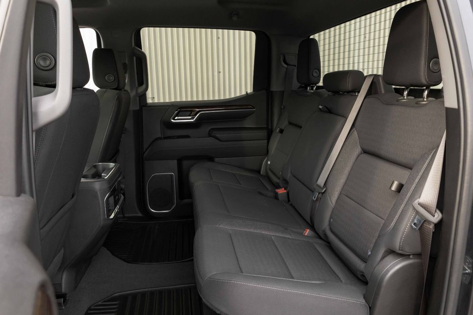 2023 GMC Sierra 1500 Elevation-18