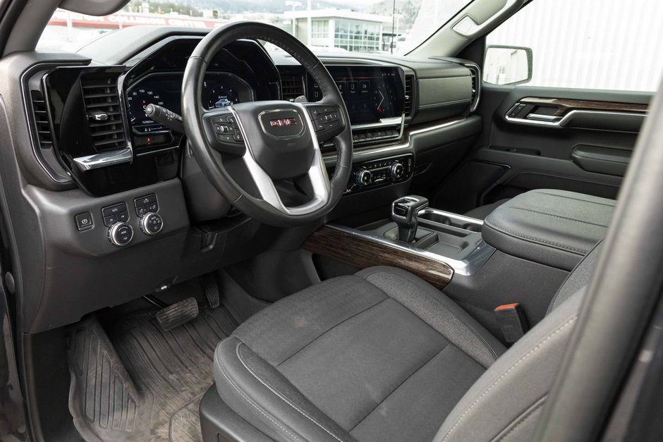 2023 GMC Sierra 1500 Elevation-9