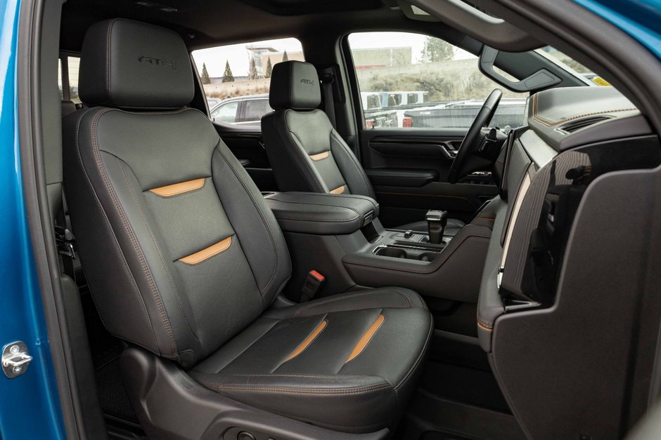 2024 GMC Sierra 1500 AT4-10