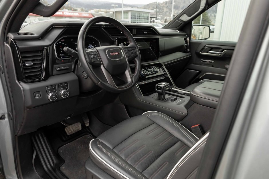 2024 GMC Sierra 1500 AT4X-8