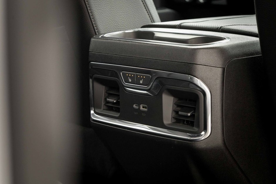 2024 GMC Sierra 3500HD Denali DRW-23