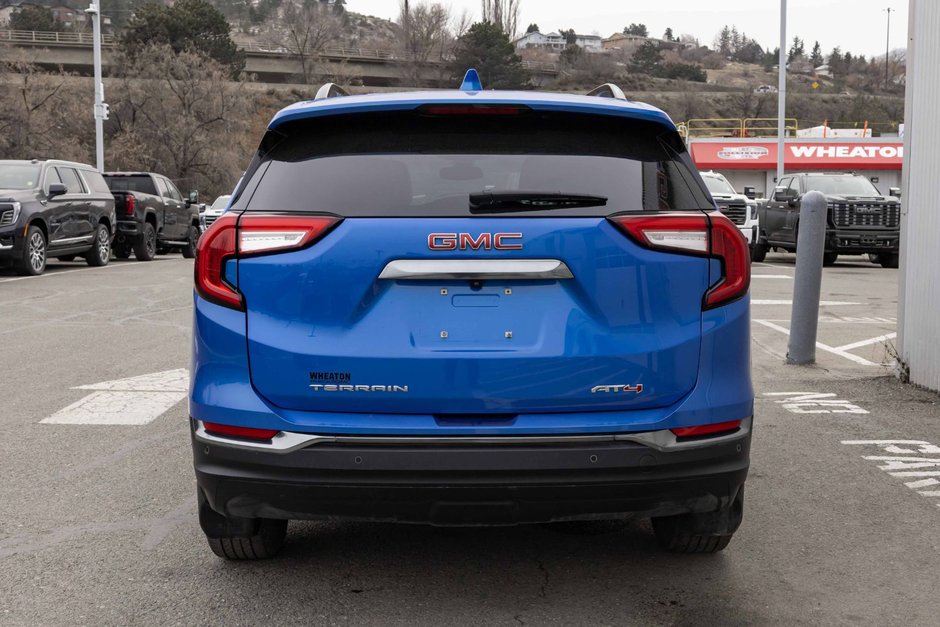 2024 GMC Terrain AT4-3
