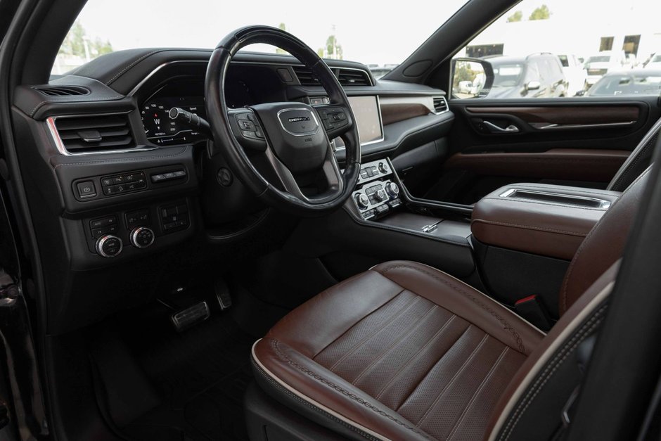2023 GMC Yukon XL Denali Ultimate-7