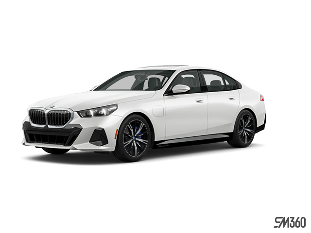 2026 BMW 550e XDrive - Exterior - 1