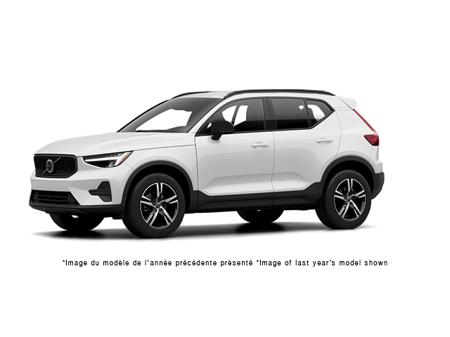 2026 Volvo XC40 Core Dark Theme