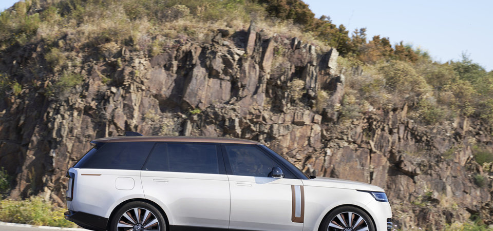 Three Reasons to Consider the All-New 2023 Range Rover for Your Ultimate Luxury SUV