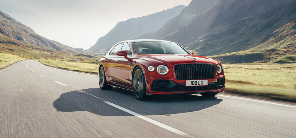 Apprenez à connaître la Bentley Flying Spur 2023