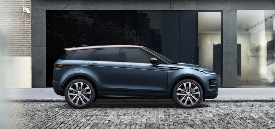 5 Eye-Catching Features of the 2024 Range Rover Evoque