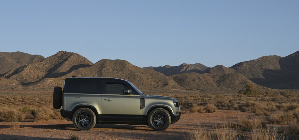 Le Land Rover Defender sera le véhicule officiel du Rallye Dakar
