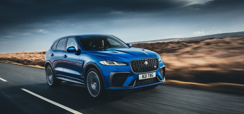 Les nids-de-poule de Montréal ne font pas le poids face à la suspension adaptative du Jaguar F-PACE