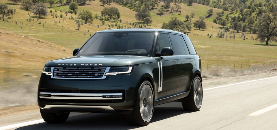 Range Rover à empattement long et sept places : Pourquoi les familles de Montréal y portent attention
