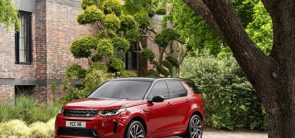 Land Rover Discovery Sport 2020 vs BMW X3 2020