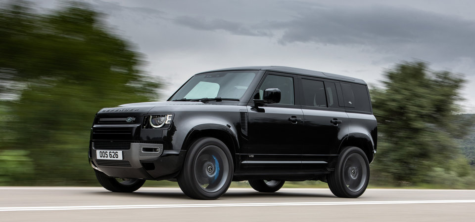 2022 Land Rover Defender vs 2022 BMW X5: irresistible