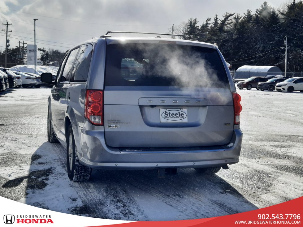 2018 Dodge Grand Caravan SXT Premium Plus-6