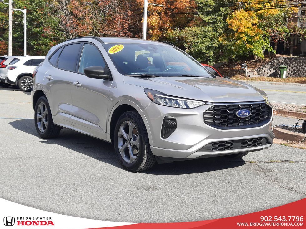 2023 Ford Escape ST-Line-3