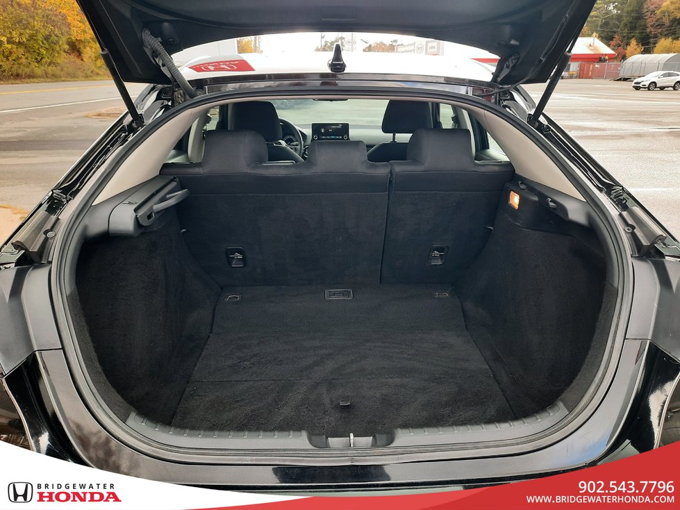 2022 Honda Civic Hatchback LX-7