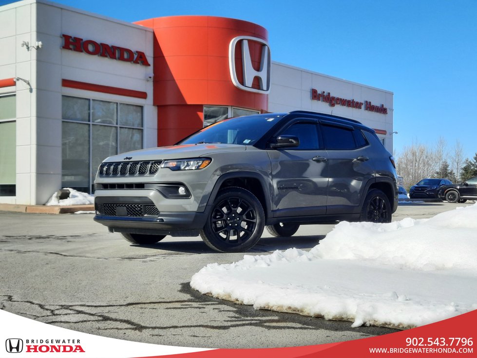 2023 Jeep Compass Altitude-0