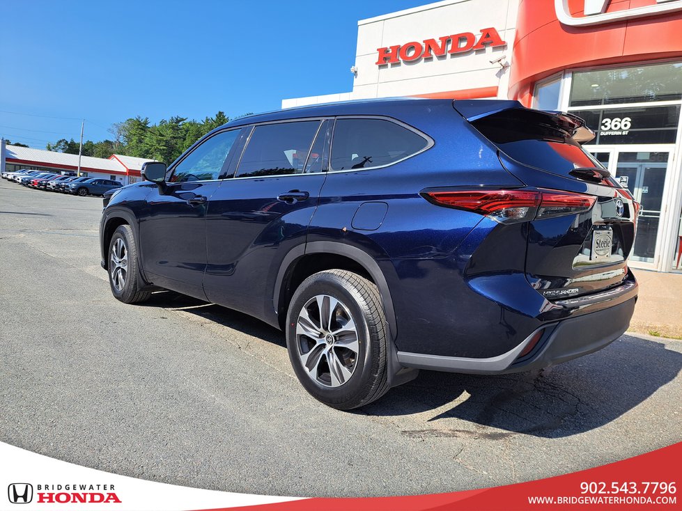 2021 Toyota Highlander XLE-6