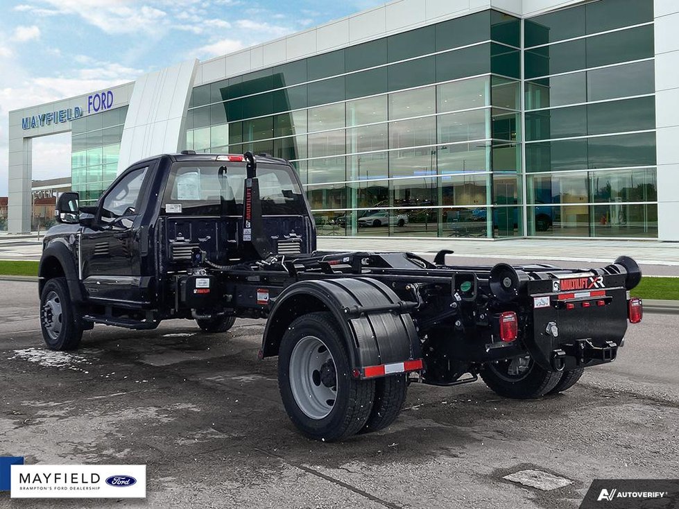 2023 Ford F-550 CHASSIS CAB XL-3
