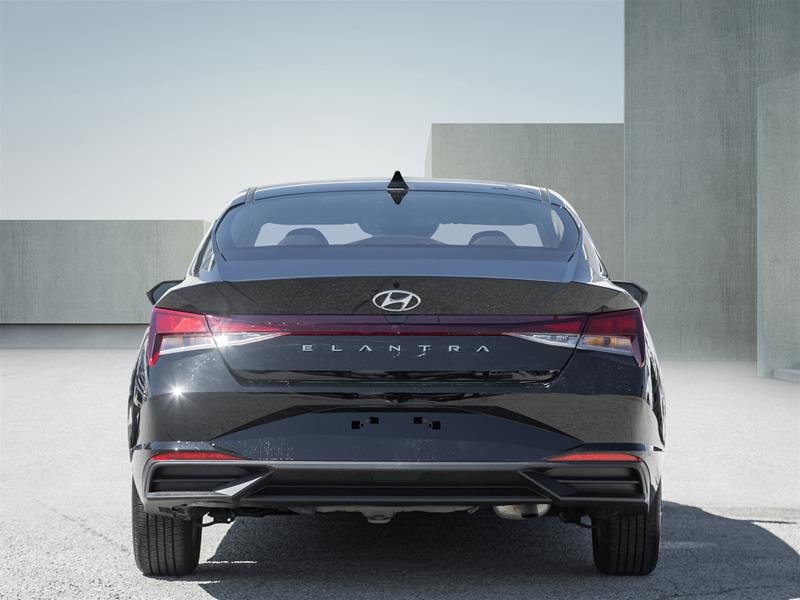 2022 Hyundai Elantra Essential-5
