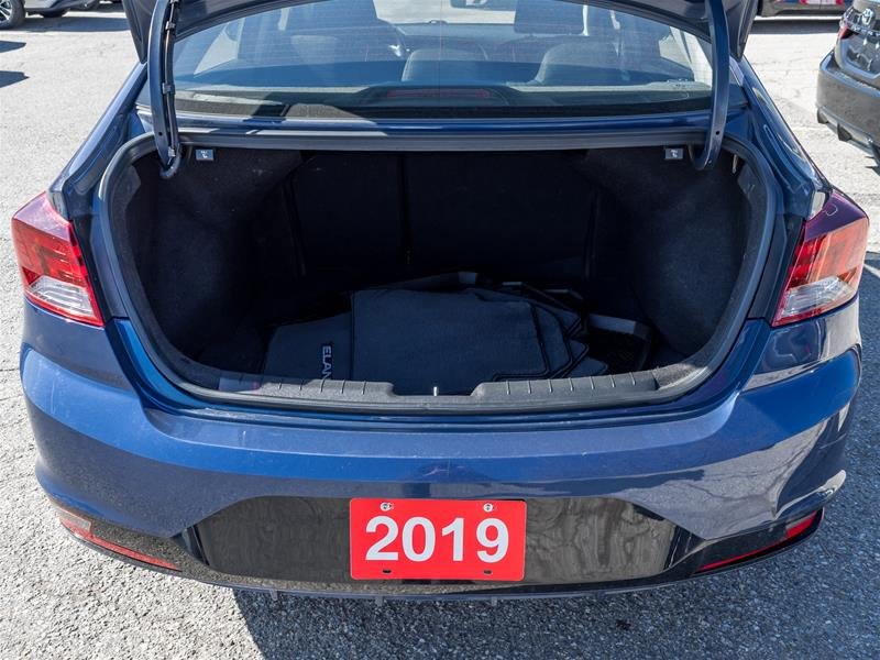 2019 Hyundai Elantra Preferred-6