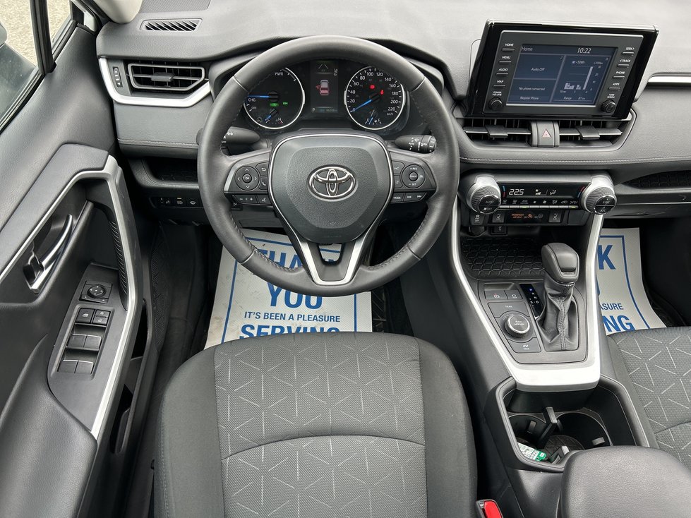 2022 Toyota RAV4 Hybrid XLE-11