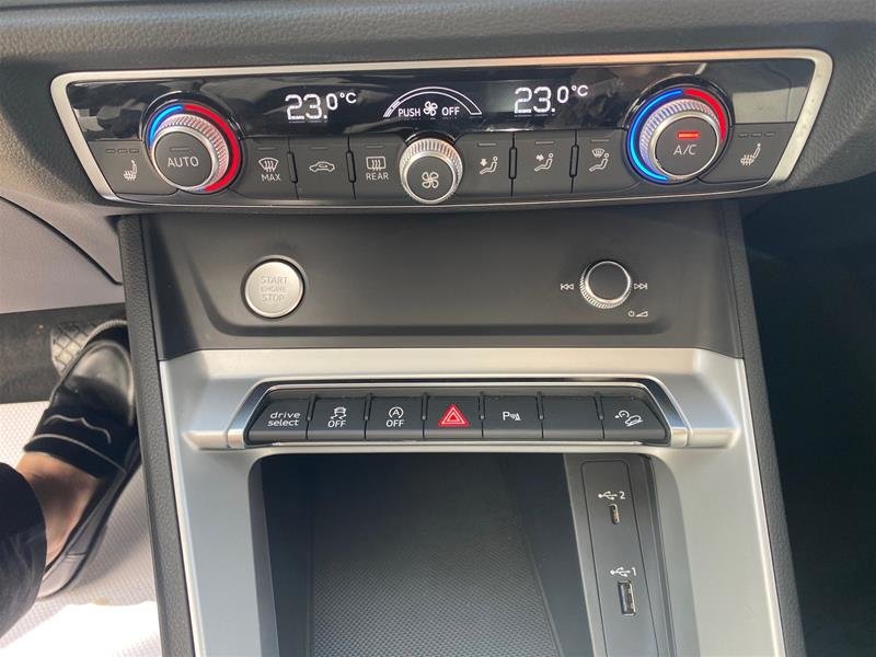 2019 Audi Q3 Progressiv-16