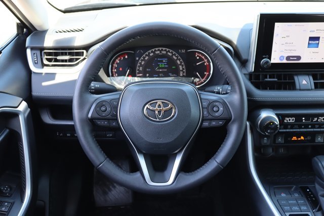 2023 Toyota RAV4 XLE AWD Lease Trade-in 35,639KM Clean Carfax-9