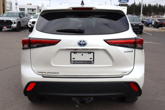 2023 Toyota Highlander Low KM!! LE Hybrid Electric AWD, 8 Pass, Heated Seats, EV Mode, Toyota Certified Used Vehicle-2