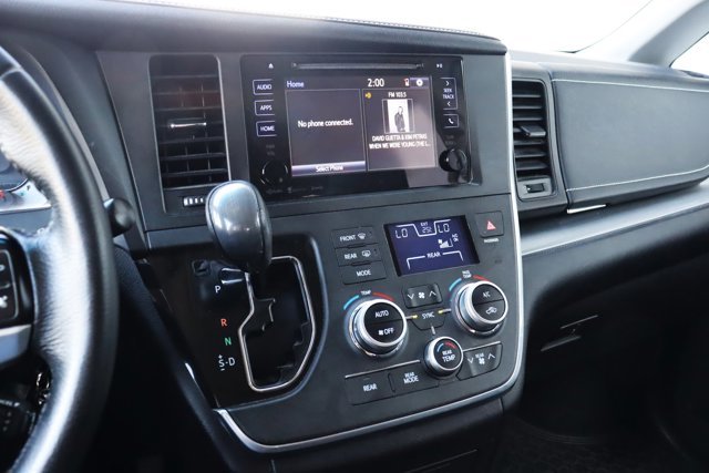 2017 Toyota Sienna SE, 8 Passengers, Leather Heated Front Seats, Bluetooth, Power Sliding Doors, Power Tailgate-12