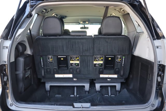 2017 Toyota Sienna SE, 8 Passengers, Leather Heated Front Seats, Bluetooth, Power Sliding Doors, Power Tailgate-15